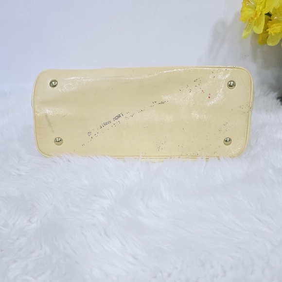 Coach yelow signature shoulder #19215 - Picture 5 of 11